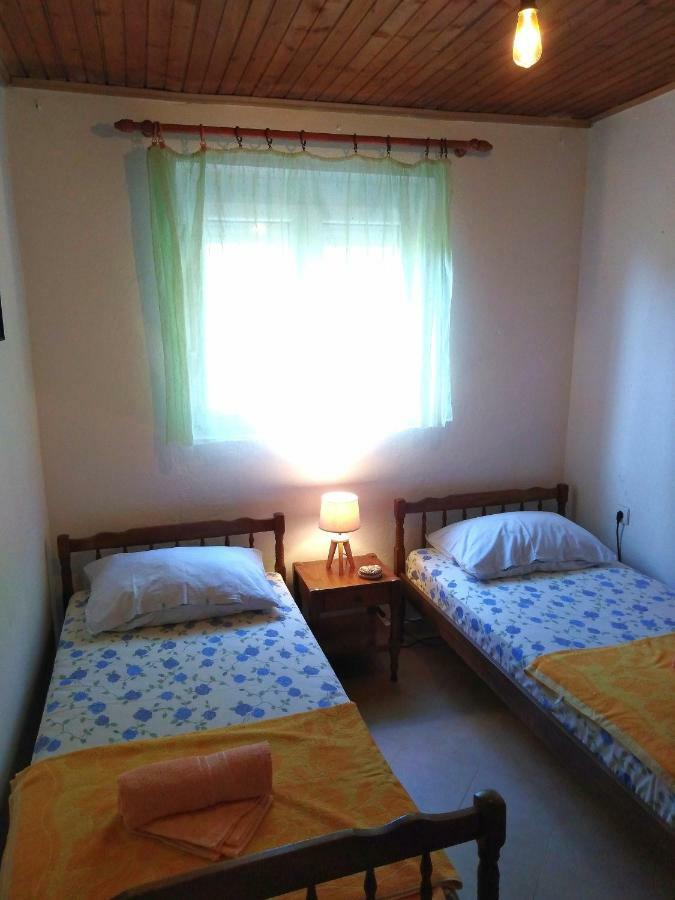 Country House "Lipa" Komarno Virpazar Buitenkant foto